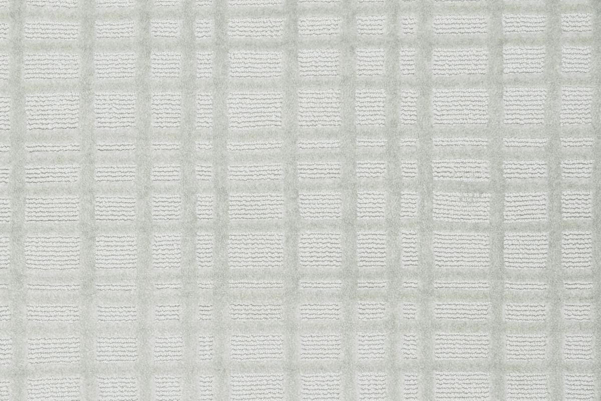 E06SLVRWIDE2562_CL